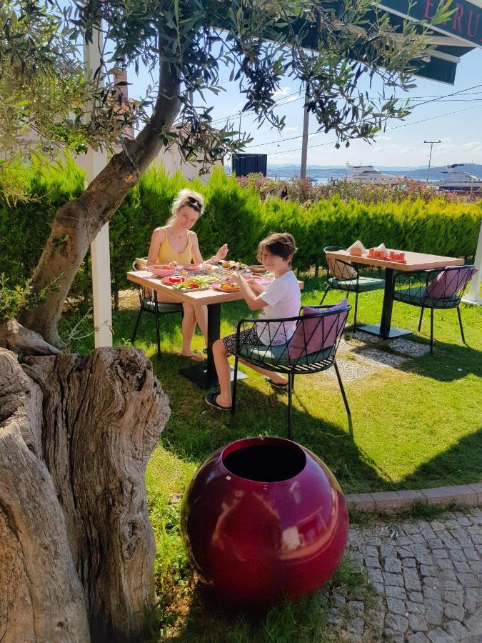 Ebruli Hotel Cunda Ayvalik Exterior photo